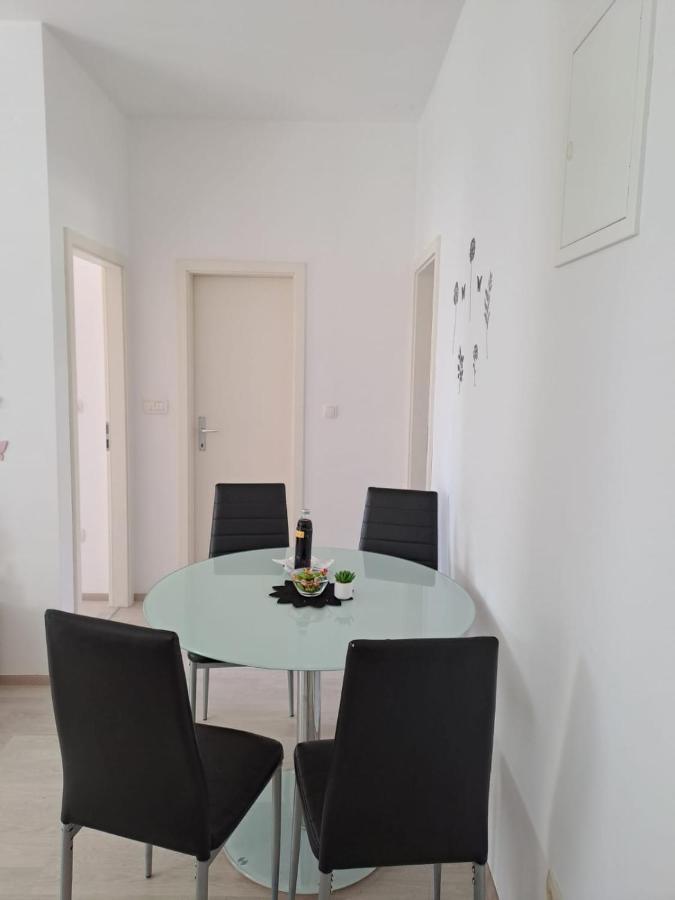 شقة بيليس  في Apartman Tanja المظهر الخارجي الصورة